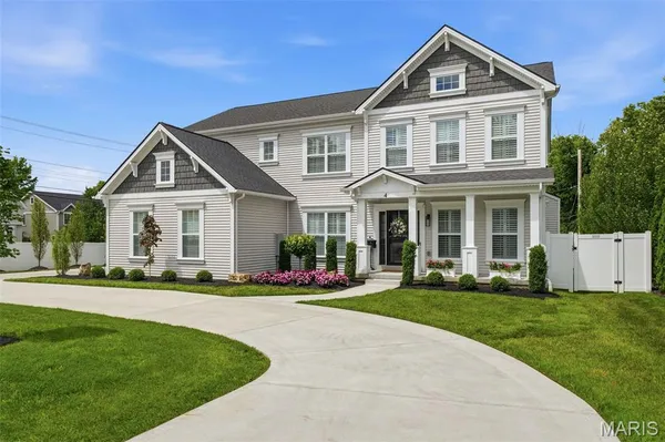$1,699,000 | 4 Hillcrest Place, St. Louis, MO 63122