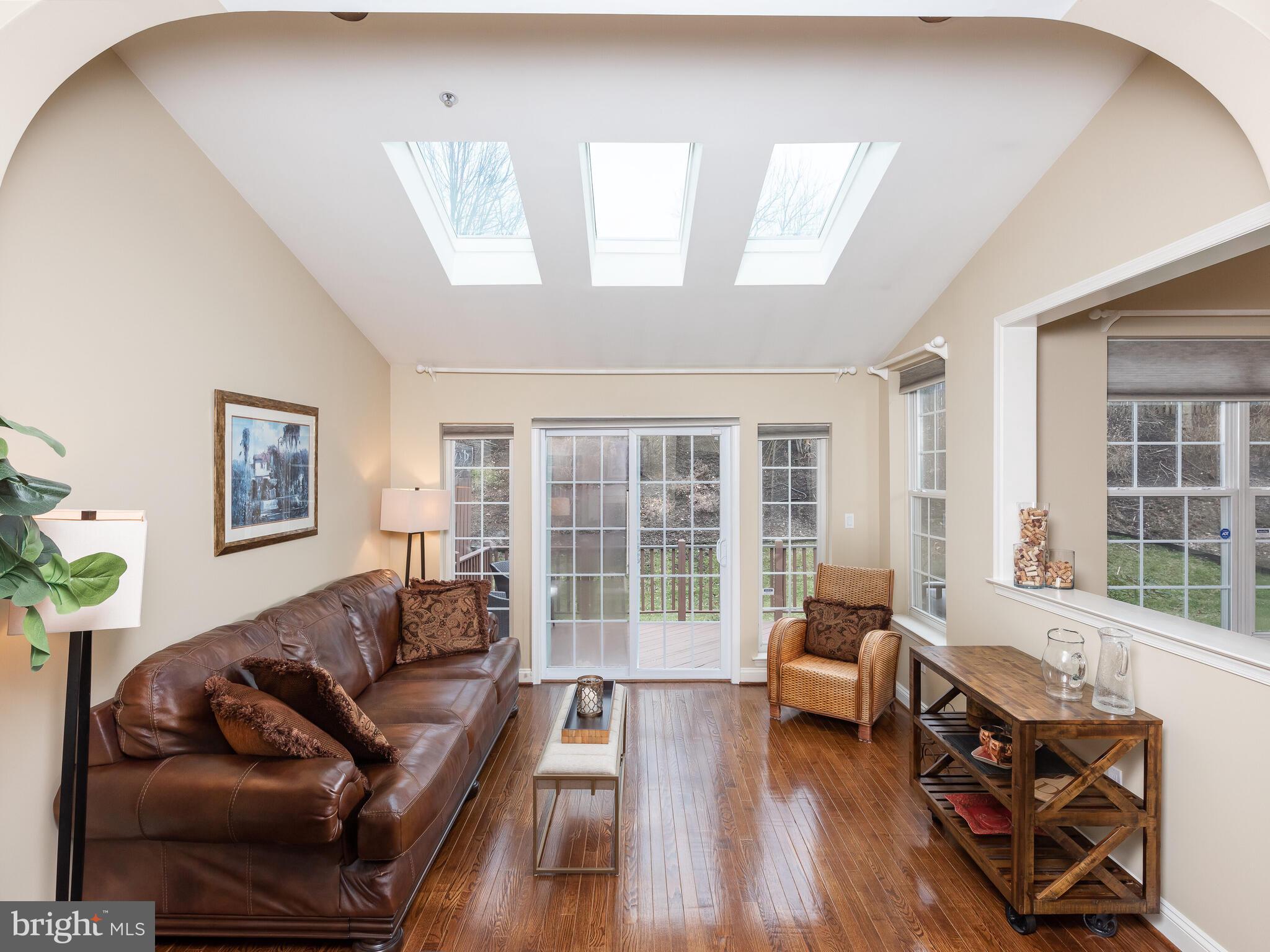 1146 Brian's Way Wayne, PA 19087 - Photo 17 of 34 Arch Doorway to sunroom
