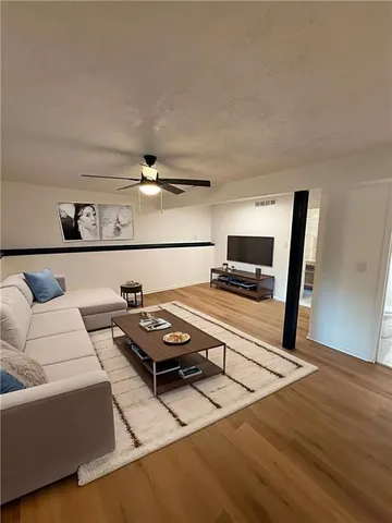 $328,900 | 14401 St Andrews Drive, Grandview, MO 64030