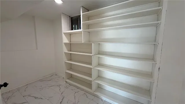 $328,900 | 14401 St Andrews Drive, Grandview, MO 64030