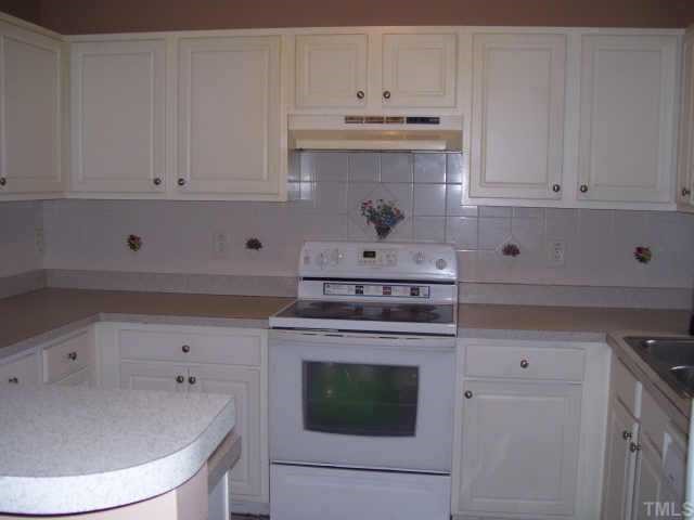 5701 Tealbrook Drive Raleigh, NC 27610 - Photo 6 of 9 Gallery Image 6