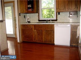1590 Kearsley Road Sicklerville, NJ 08081 - Photo 9 of 12 Kitchen