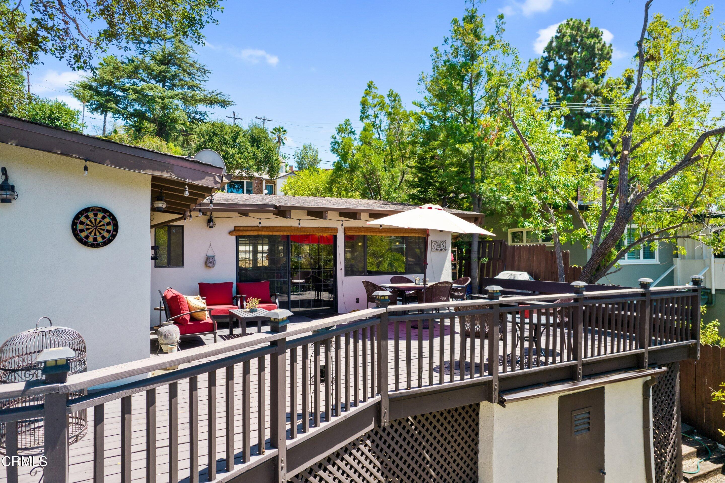 343 Cherry Drive Pasadena, CA 91105 - Photo 23 of 33 a view of street from balcony