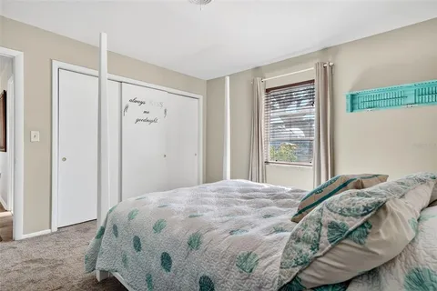 $379,900 | 405 West Seminole Drive, Venice, FL 34293