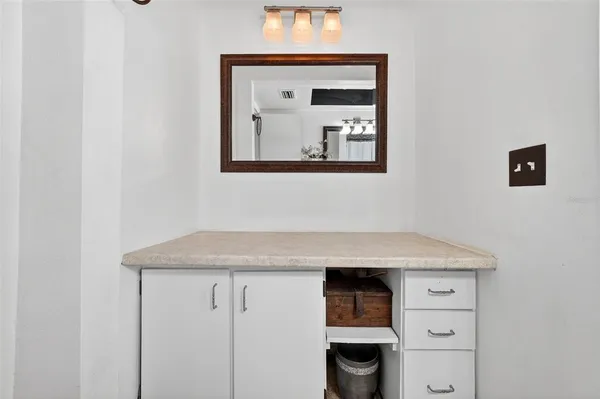 $350,000 | 405 West Seminole Drive, Venice, FL 34293