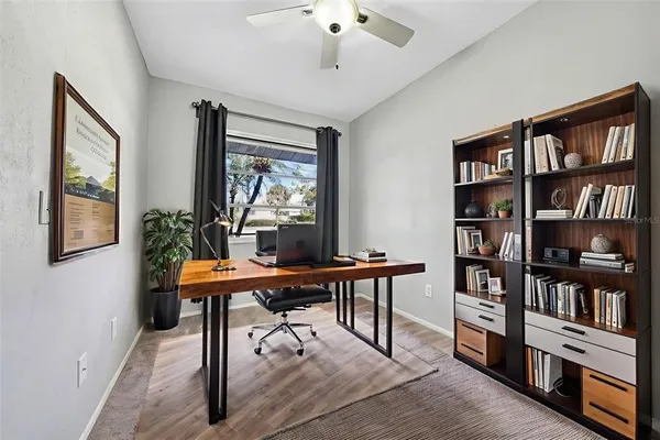 $350,000 | 405 West Seminole Drive, Venice, FL 34293