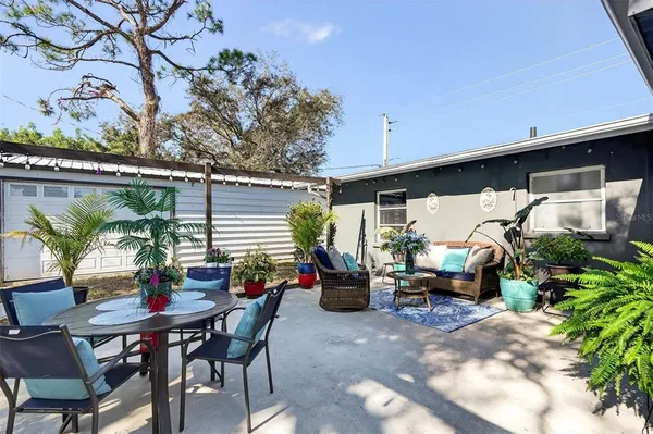 $350,000 | 405 West Seminole Drive, Venice, FL 34293