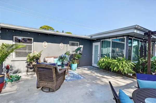 $350,000 | 405 West Seminole Drive, Venice, FL 34293