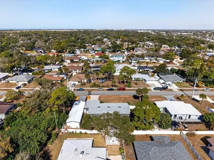 $379,900 | 405 West Seminole Drive, Venice, FL 34293