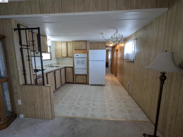 $74,500 | 3913 Castro Valley Boulevard, Castro Valley, CA 94546