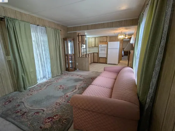 $74,500 | 3913 Castro Valley Boulevard, Castro Valley, CA 94546