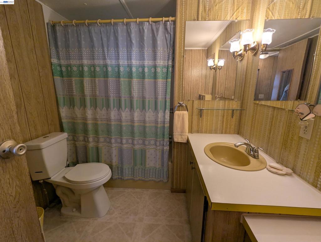 3913 Castro Valley Boulevard Castro Valley, CA 94546 - Photo 26 of 33 a bathroom with a sink toilet and shower
