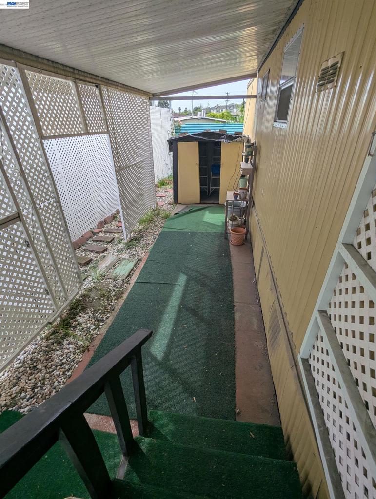 3913 Castro Valley Boulevard Castro Valley, CA 94546 - Photo 33 of 33 a view of a porch