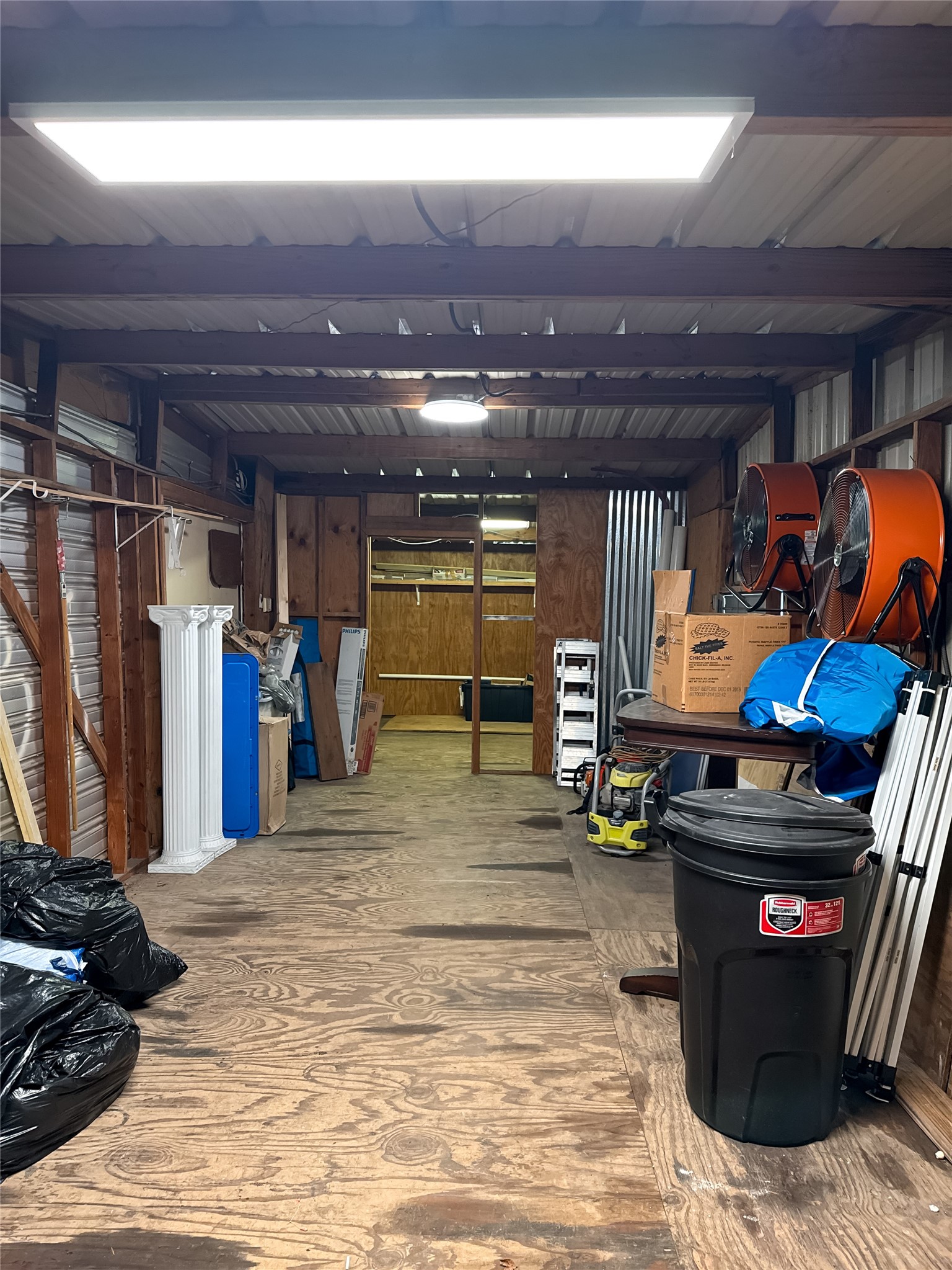 6122 Jessamine Street Houston, TX 77081 - Photo 26 of 29 Storage area