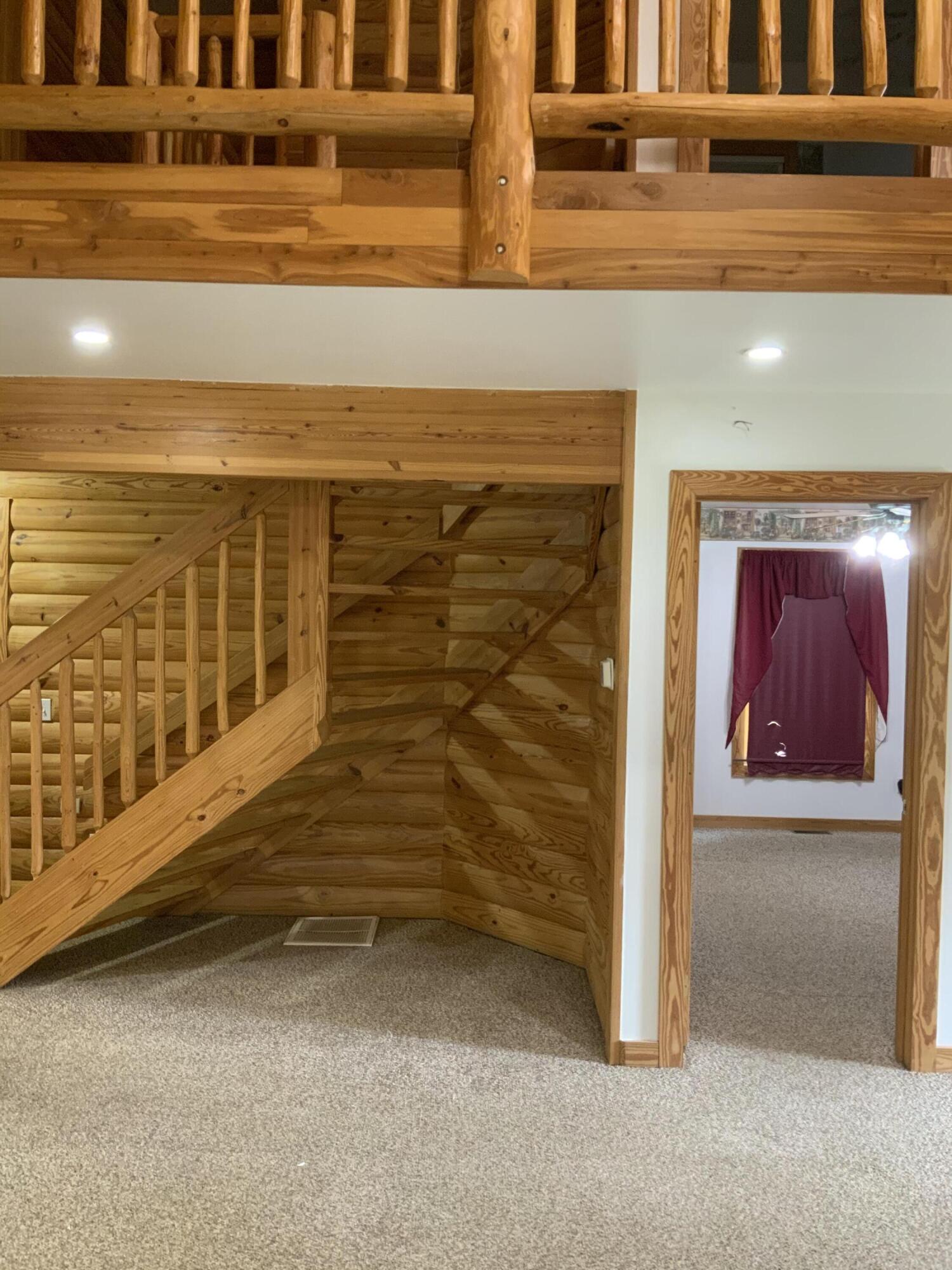 389 McGaha Chapel Road Cosby, TN 37722 - Photo 17 of 40 Stairway
