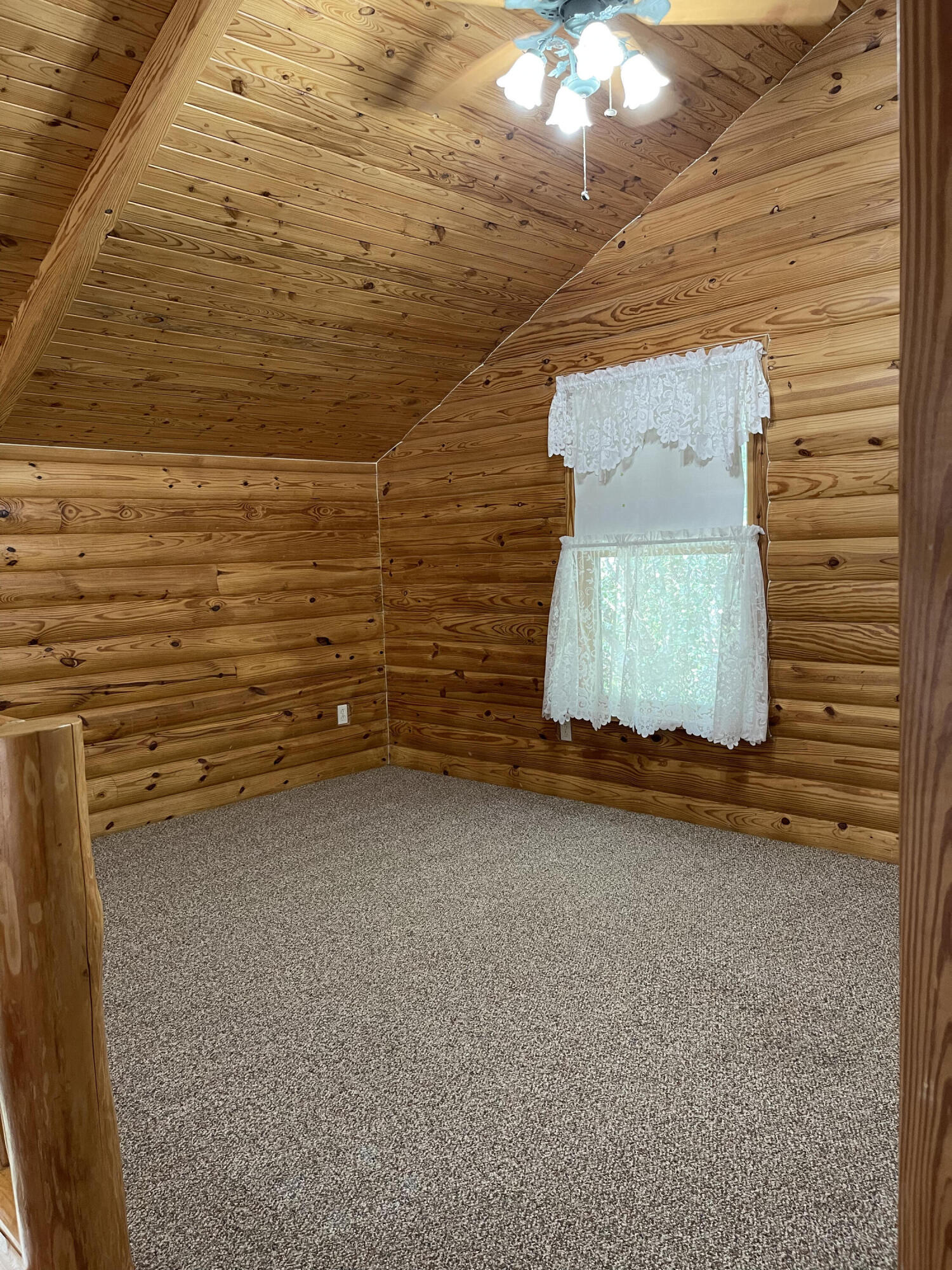 389 McGaha Chapel Road Cosby, TN 37722 - Photo 25 of 40 Loft
