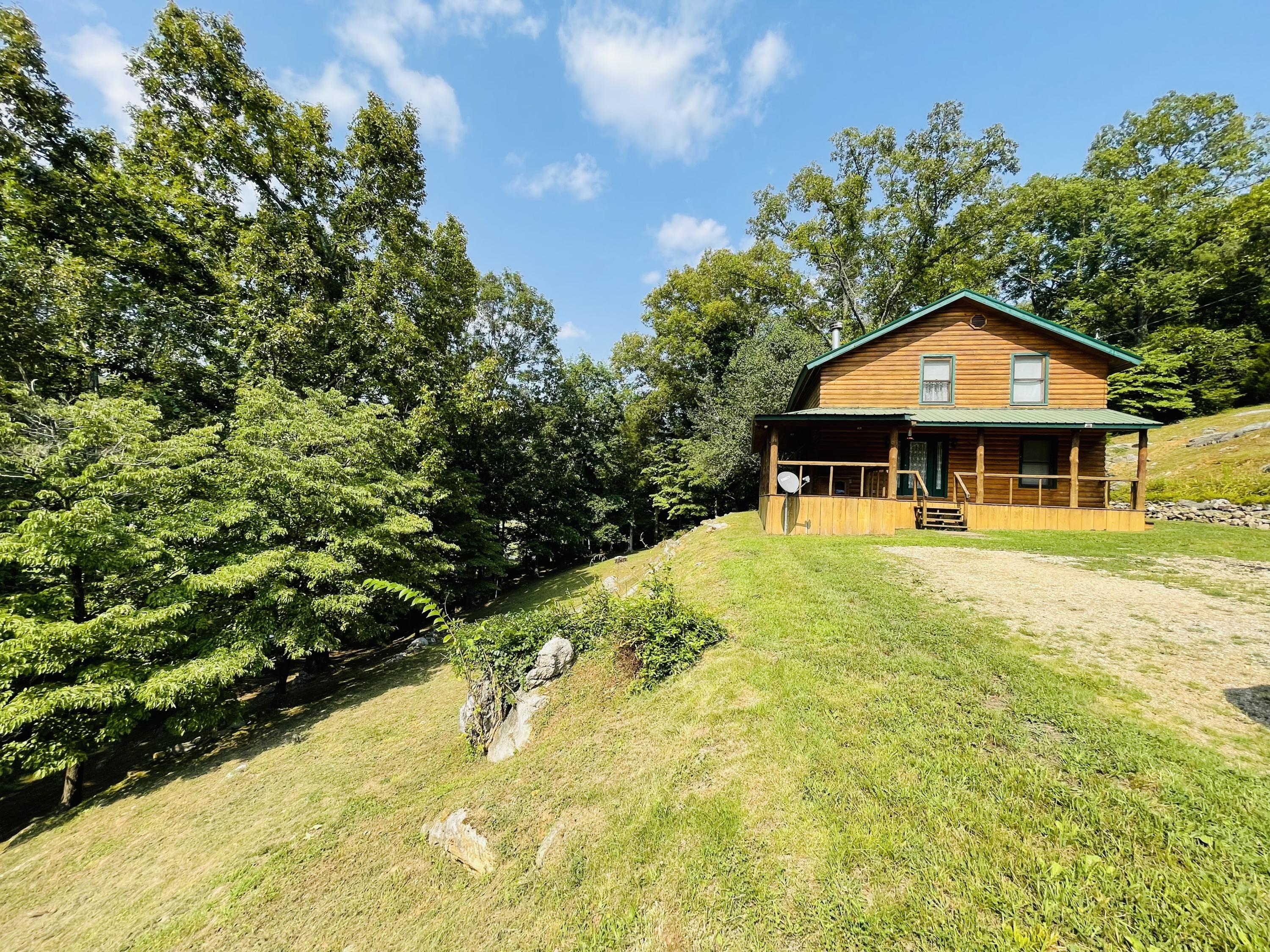 389 McGaha Chapel Road Cosby, TN 37722 - Photo 4 of 40 Side View