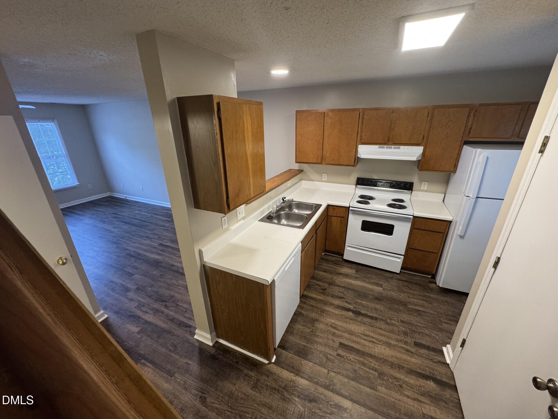 2910 Faversham Place Raleigh, NC 27604 - Photo 5 of 18 new kitchen 2
