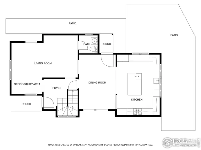 a picture of a wall with a white wall