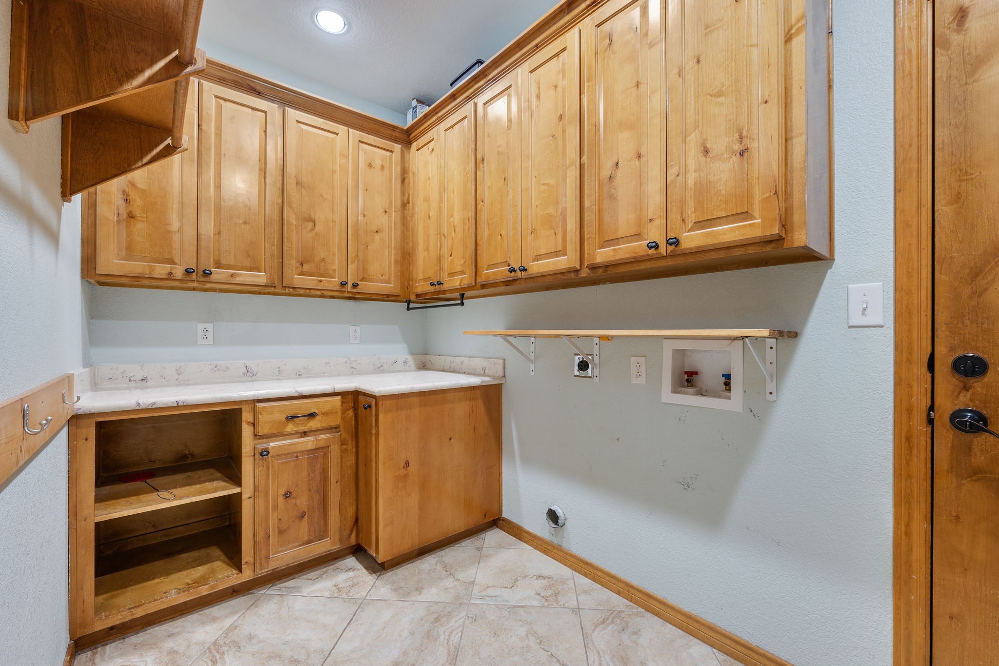7754 Edge Cut Off Road Hearne, TX 77859 - Photo 12 of 50 a view of a storage & utility room