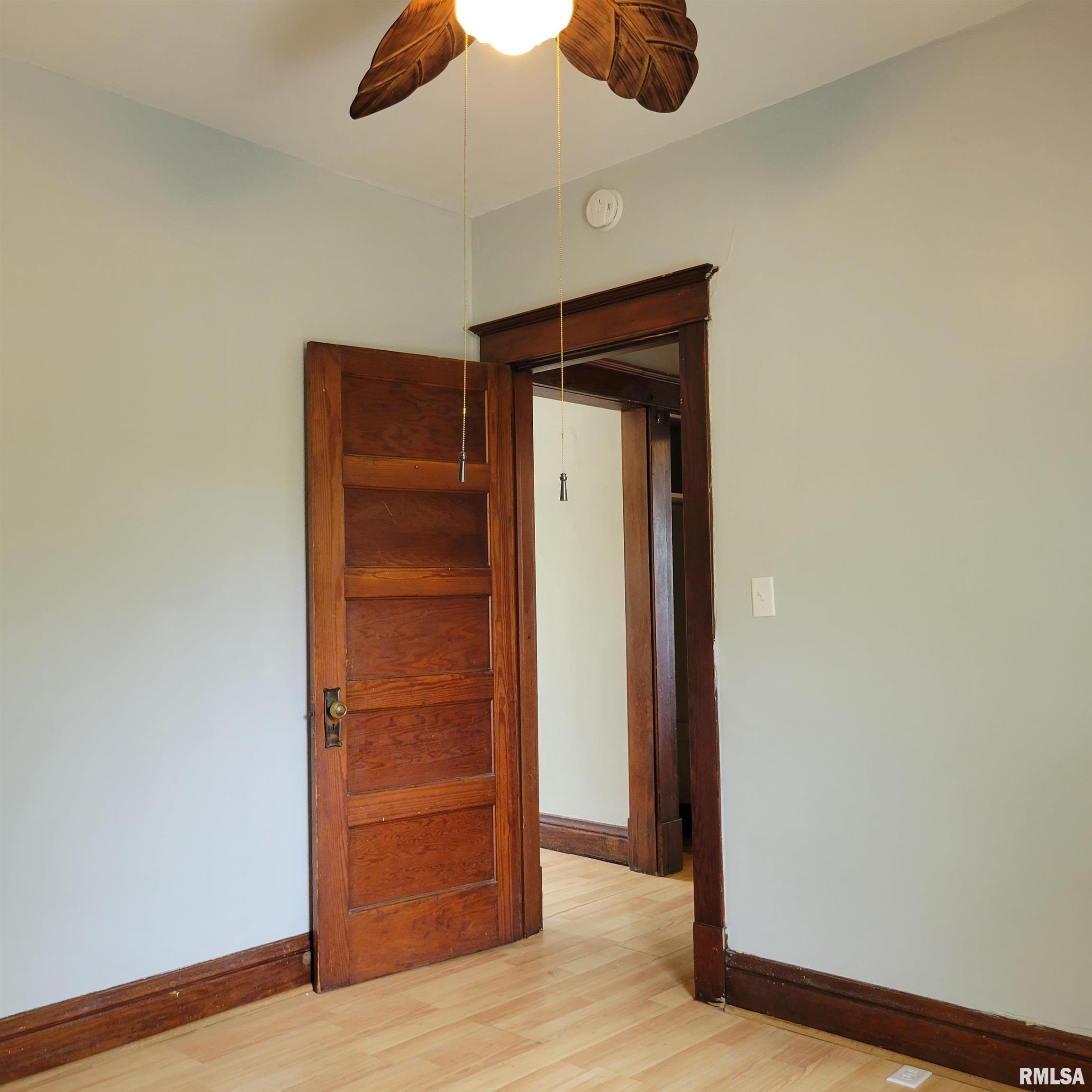 900 East Stanford Avenue Springfield, IL 62703 - Photo 11 of 21 Gallery Image 11