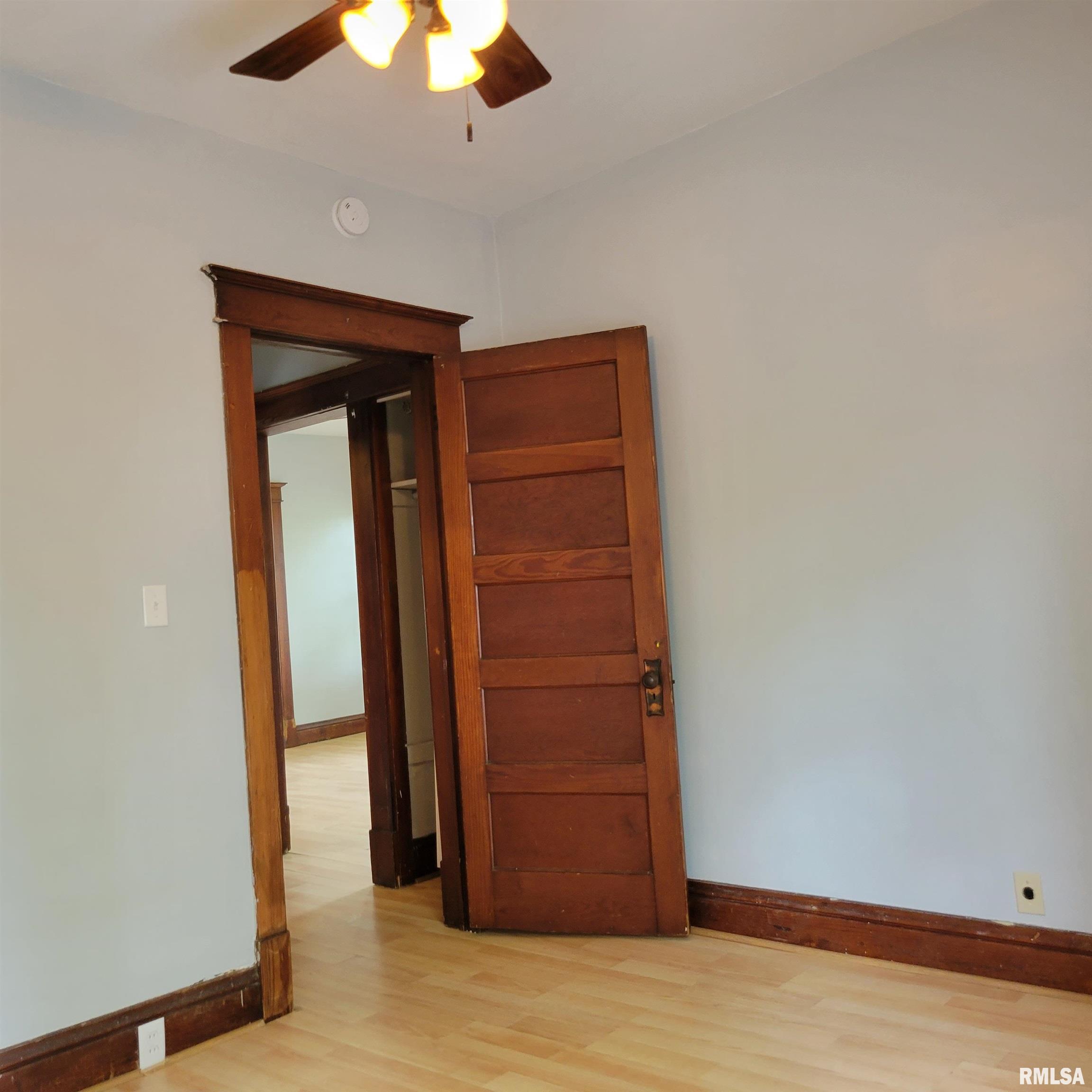 900 East Stanford Avenue Springfield, IL 62703 - Photo 14 of 21 Gallery Image 14