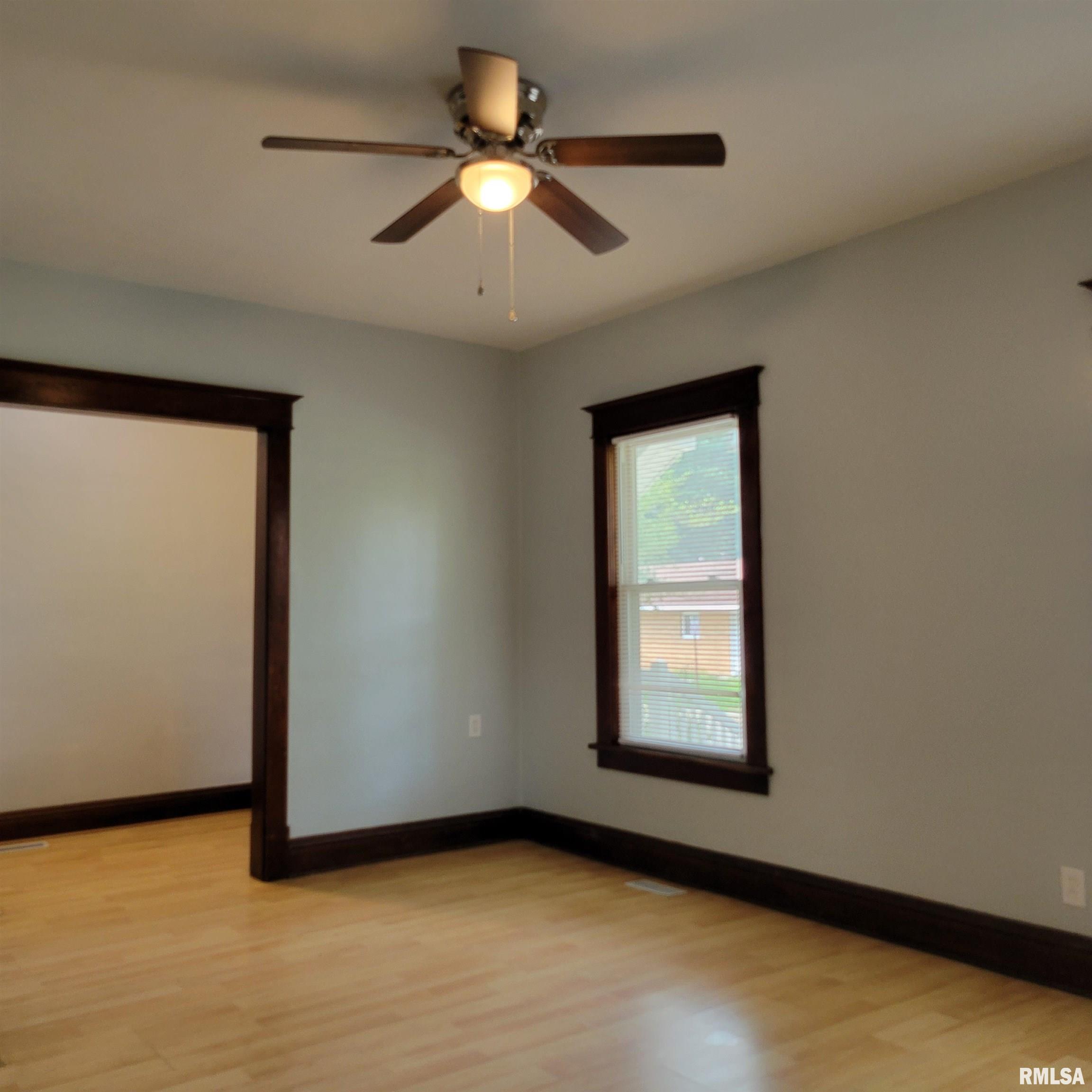 900 East Stanford Avenue Springfield, IL 62703 - Photo 6 of 21 Gallery Image 6