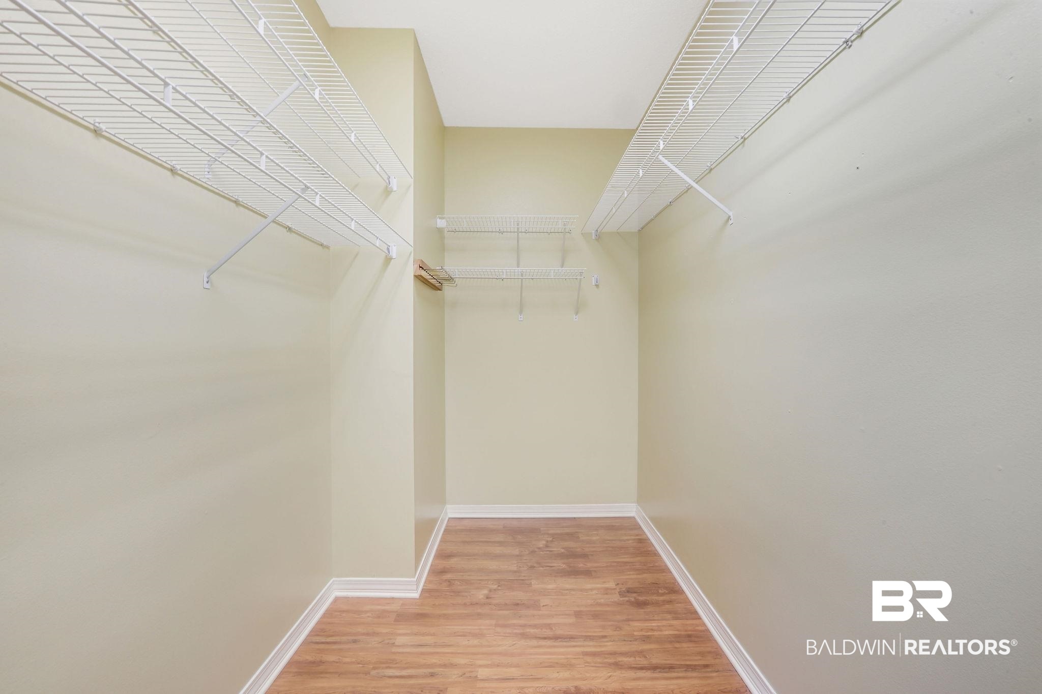 7239 Franklin Road Foley, AL 36535 - Photo 12 of 28 Master Walkin Closet