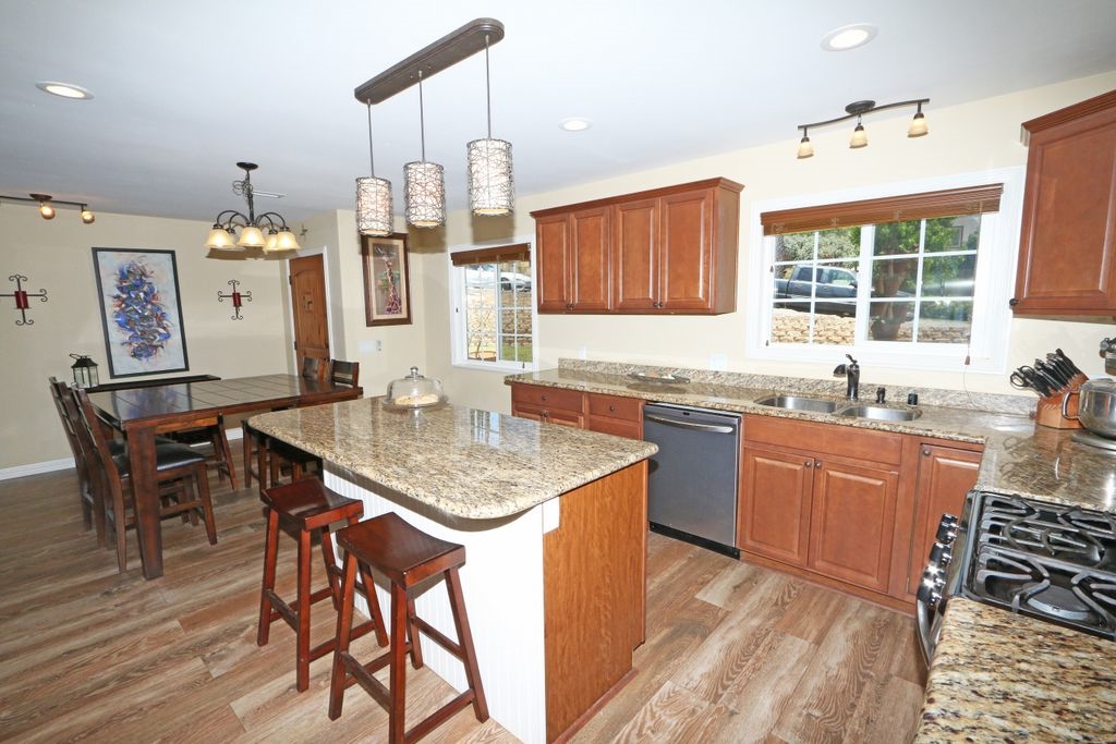 1611 Calavo Road Fallbrook, CA 92028 - Photo 11 of 25