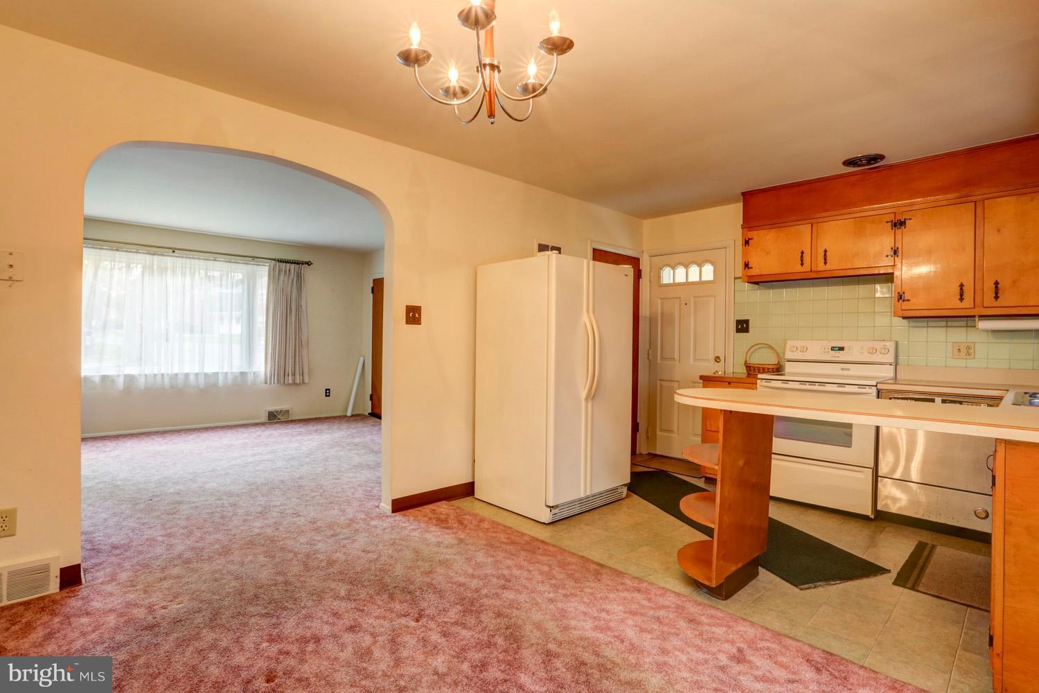 538 Abbeyville Road Lancaster, PA 17603 - Photo 4 of 22 Gallery Image 4