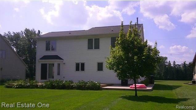 1212 Grace Avenue Rochester, MI 48309 - Photo 8 of 24 1212 Grace (2).jpg