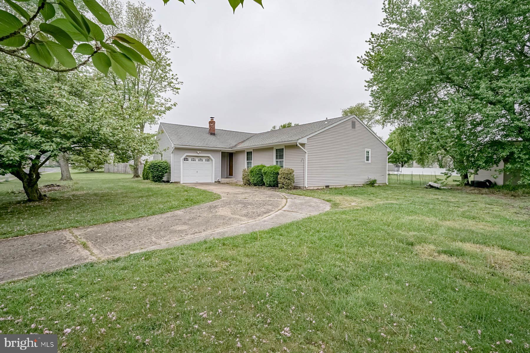 55 Wayside Road Berlin, NJ 08009 - Photo 1 of 30 Gallery Image 1