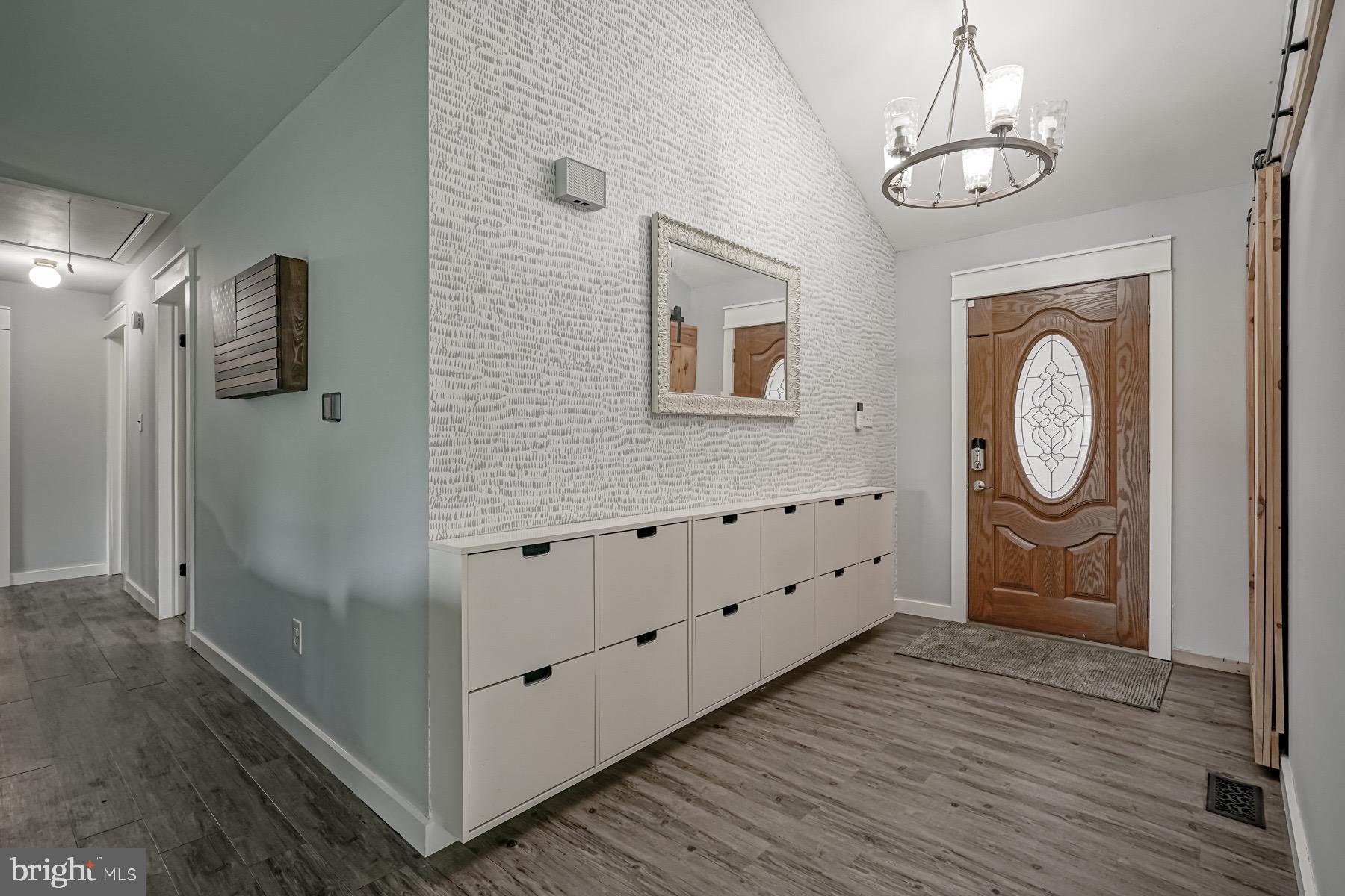 55 Wayside Road Berlin, NJ 08009 - Photo 4 of 30 Gallery Image 4