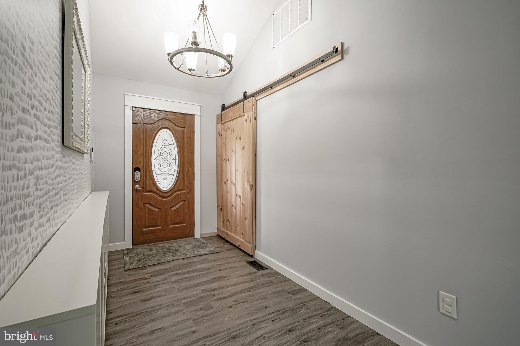 55 Wayside Road Berlin, NJ 08009 - Photo 6 of 30 Gallery Image 6
