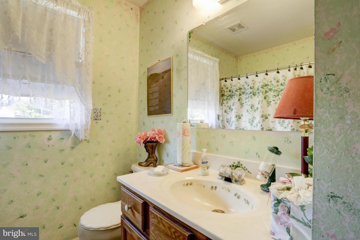9 Spring House Lane Denver, PA 17517 - Photo 19 of 27 Gallery Image 19