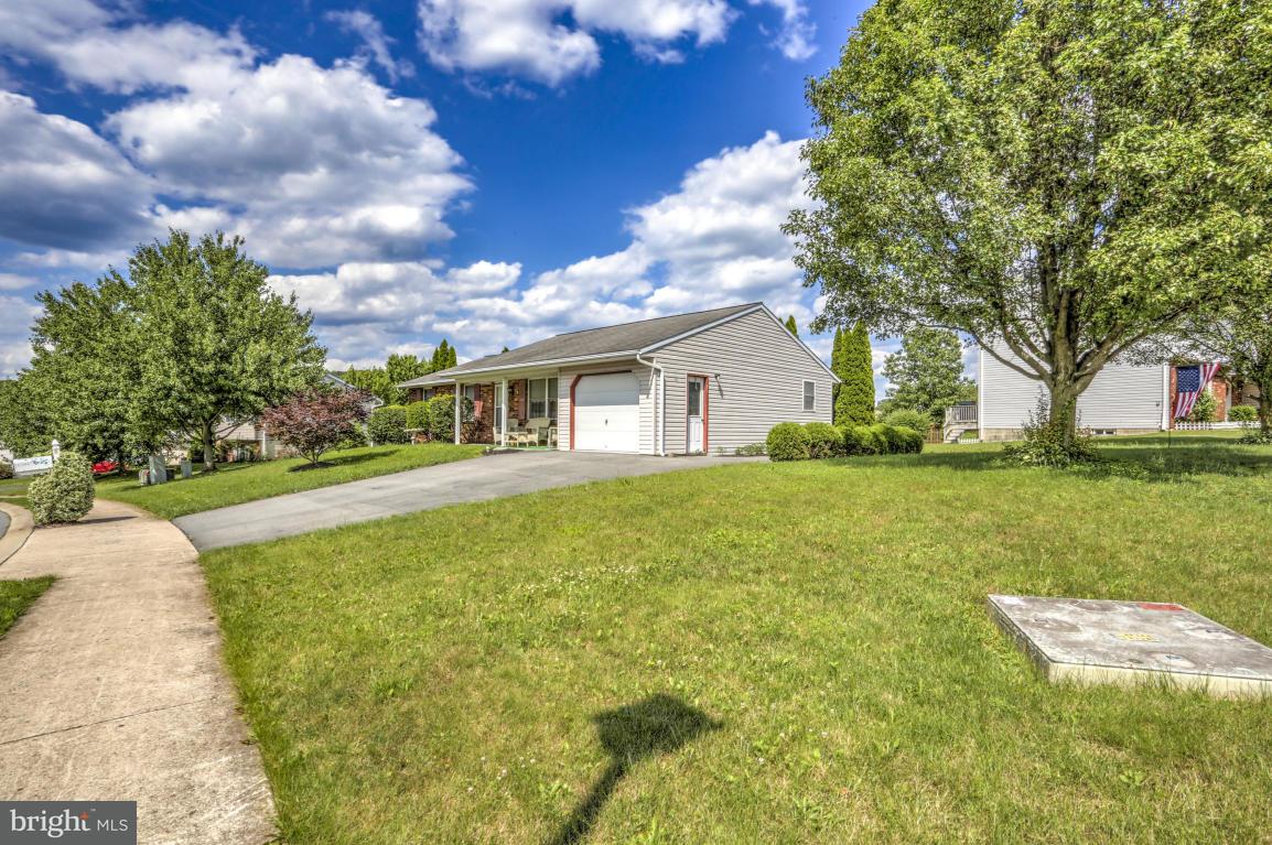 9 Spring House Lane Denver, PA 17517 - Photo 5 of 27 Gallery Image 5
