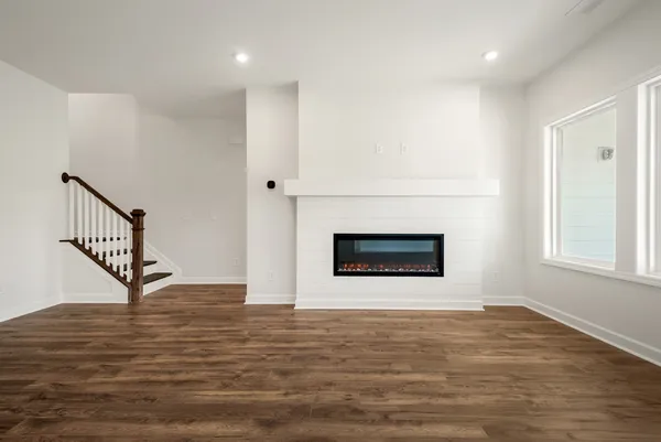 $474,990 | 1926 Hildebrand Lane, Columbia, TN 38401