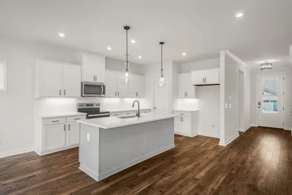 $474,990 | 1926 Hildebrand Lane, Columbia, TN 38401