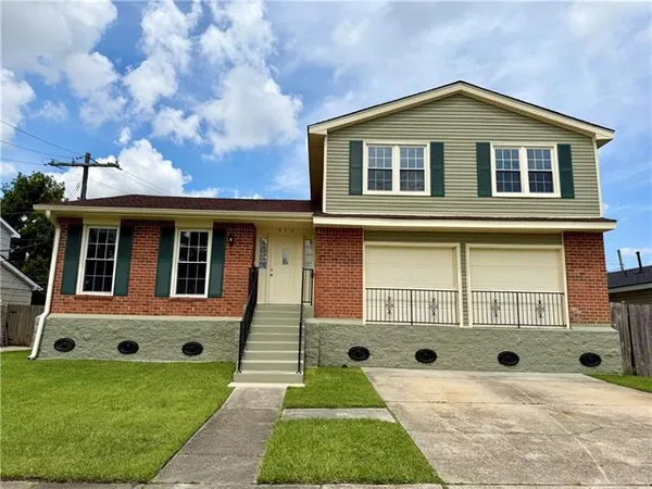 $2,000 | 532 Oakwood Drive, Gretna, LA 70056