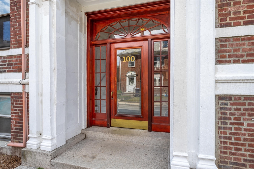 100 Lanark Road, Unit 6 Boston, MA 02135 - Photo 3 of 25 Gallery Image 3