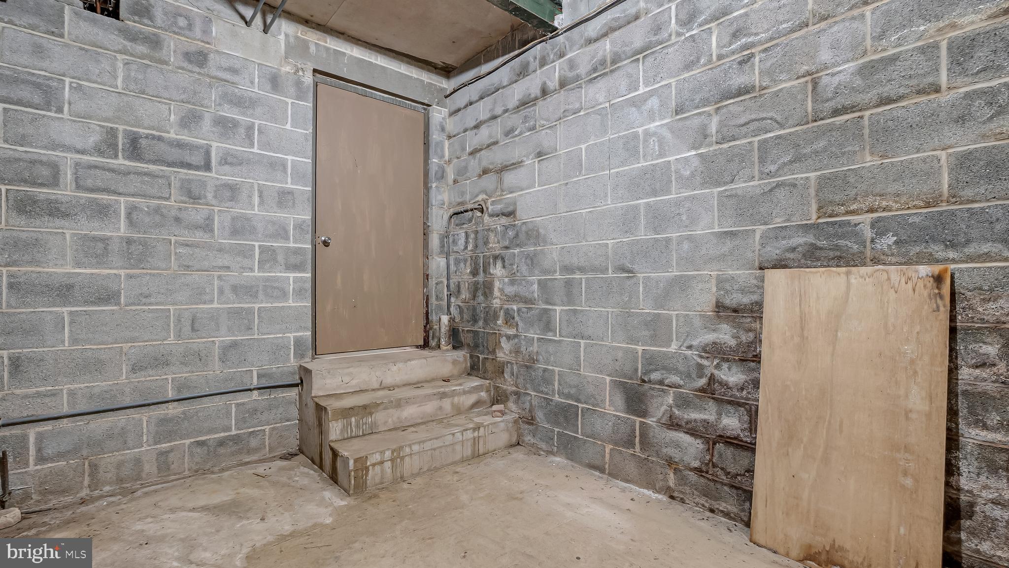 332 Blue Rocks Road Lenhartsville, PA 19534 - Photo 65 of 109 access to garage through basement