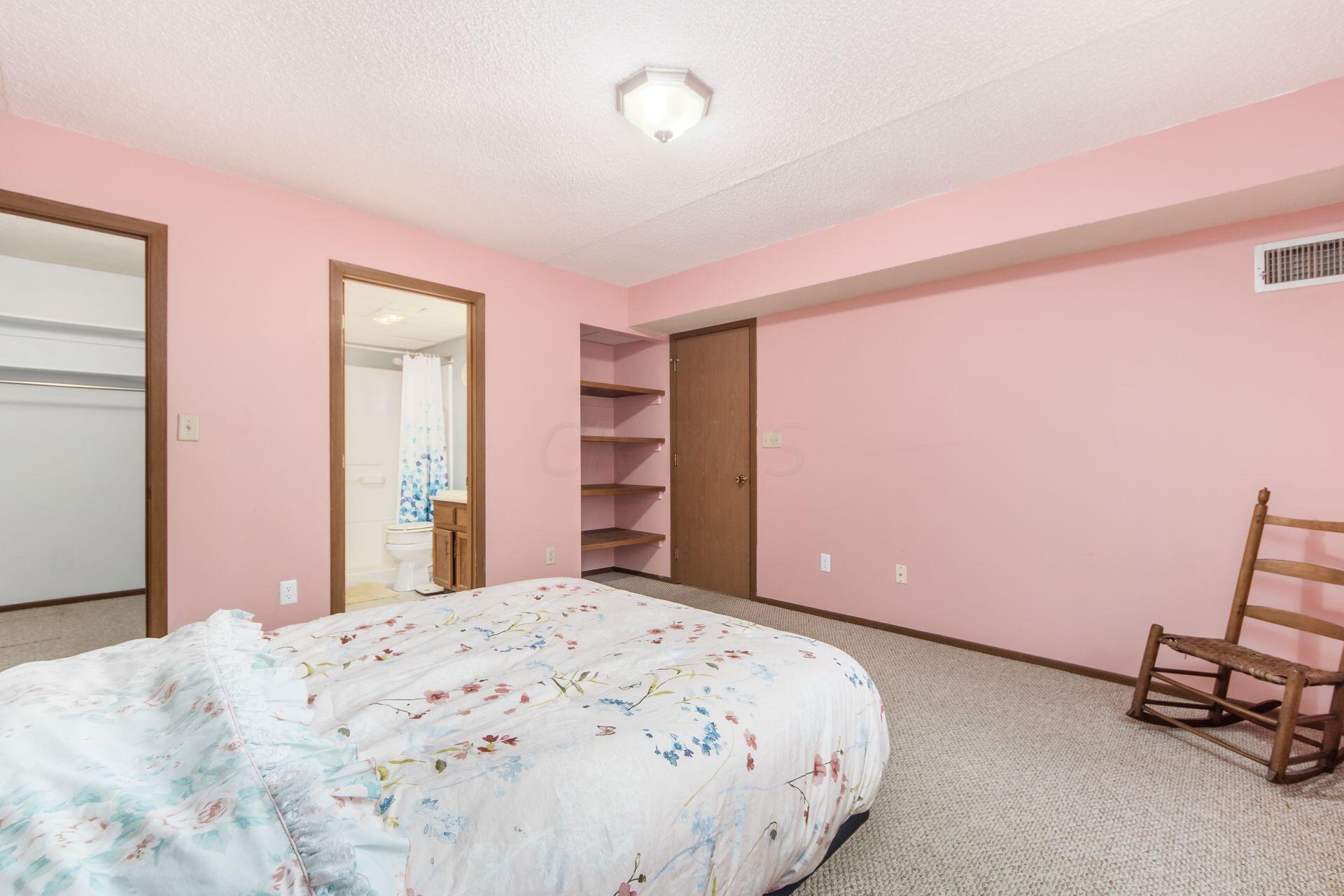 4141 Karl Road, Unit 107 Columbus, OH 43224 - Photo 20 of 26 021_be81cc529d_M 4141 Karl043