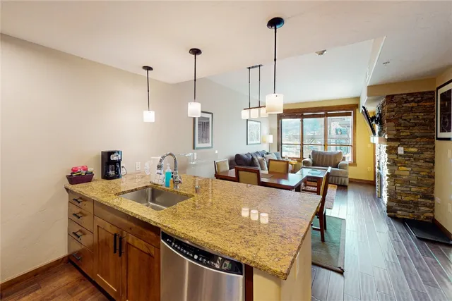 $789,000 | 1175 Bangtail Way, Unit 2112, Steamboat Springs, CO 80487