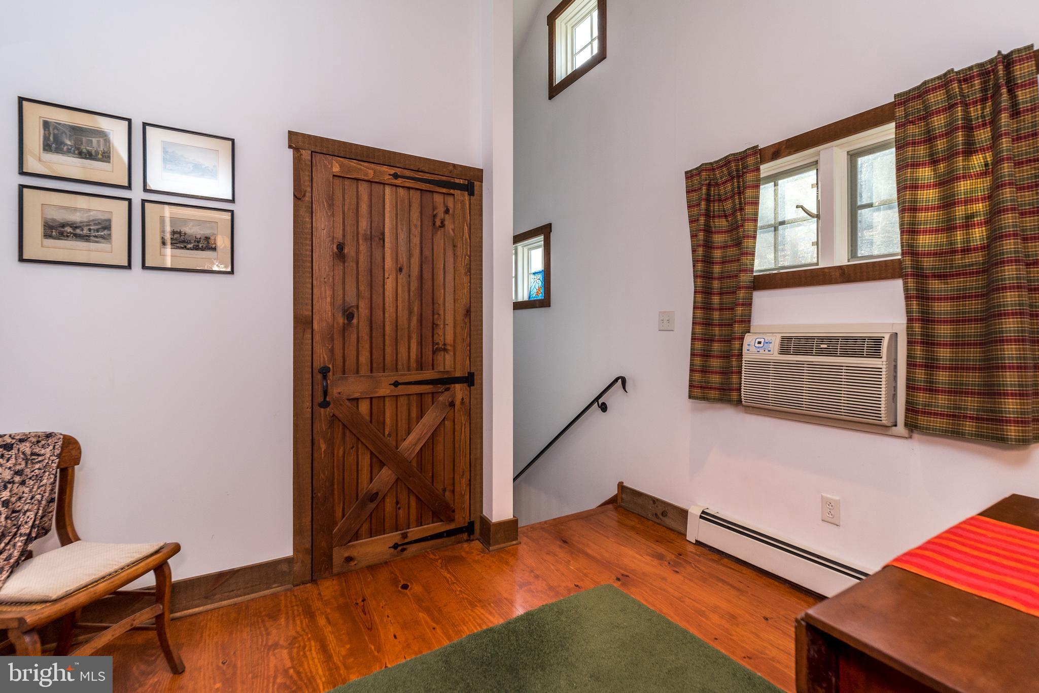 213 River Road Pipersville, PA 18947 - Photo 21 of 37 Gallery/Bonus Room at top of stairs