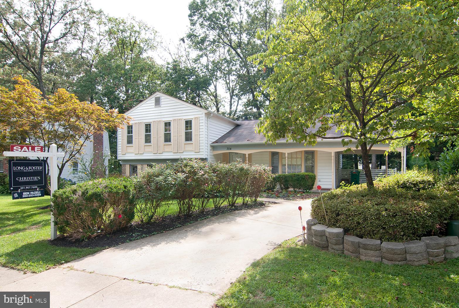 304 Summit Hall Road Gaithersburg, MD 20877 - Photo 1 of 27