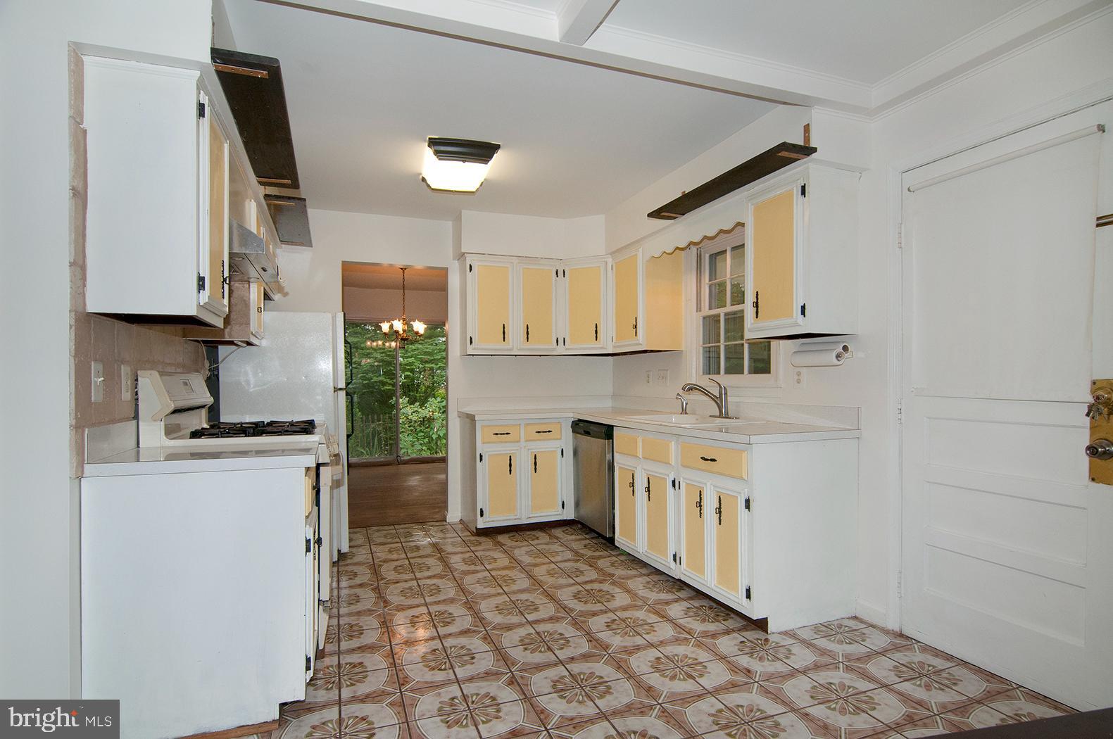 304 Summit Hall Road Gaithersburg, MD 20877 - Photo 12 of 27