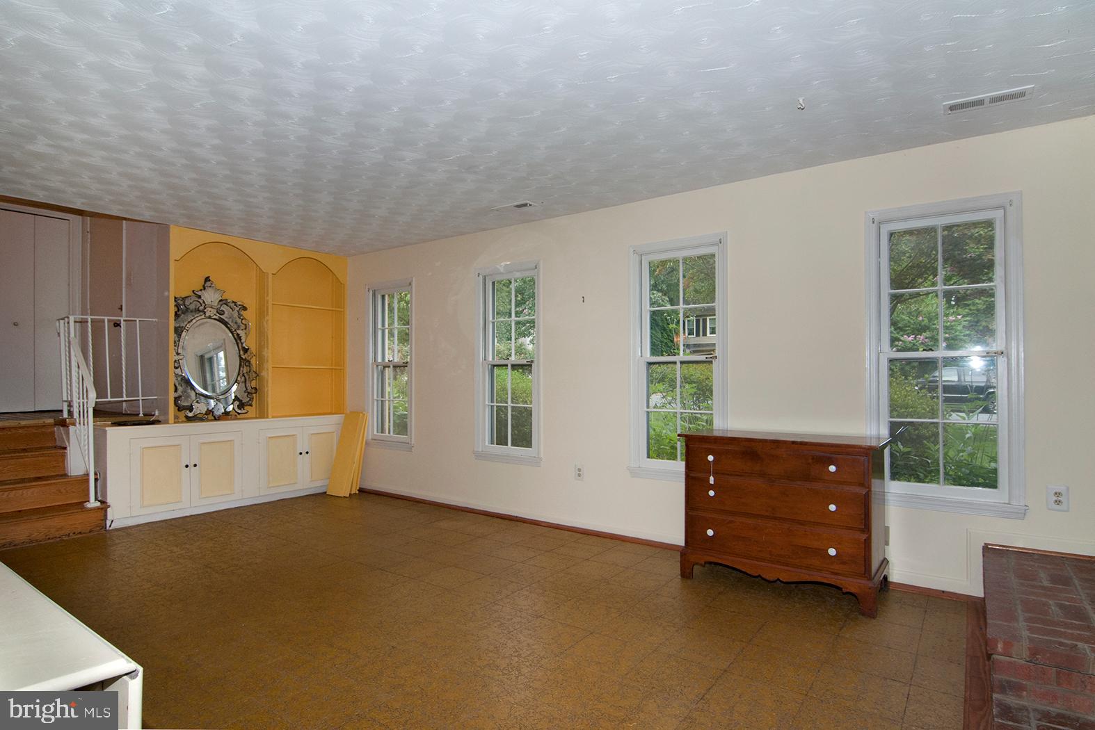 304 Summit Hall Road Gaithersburg, MD 20877 - Photo 14 of 27