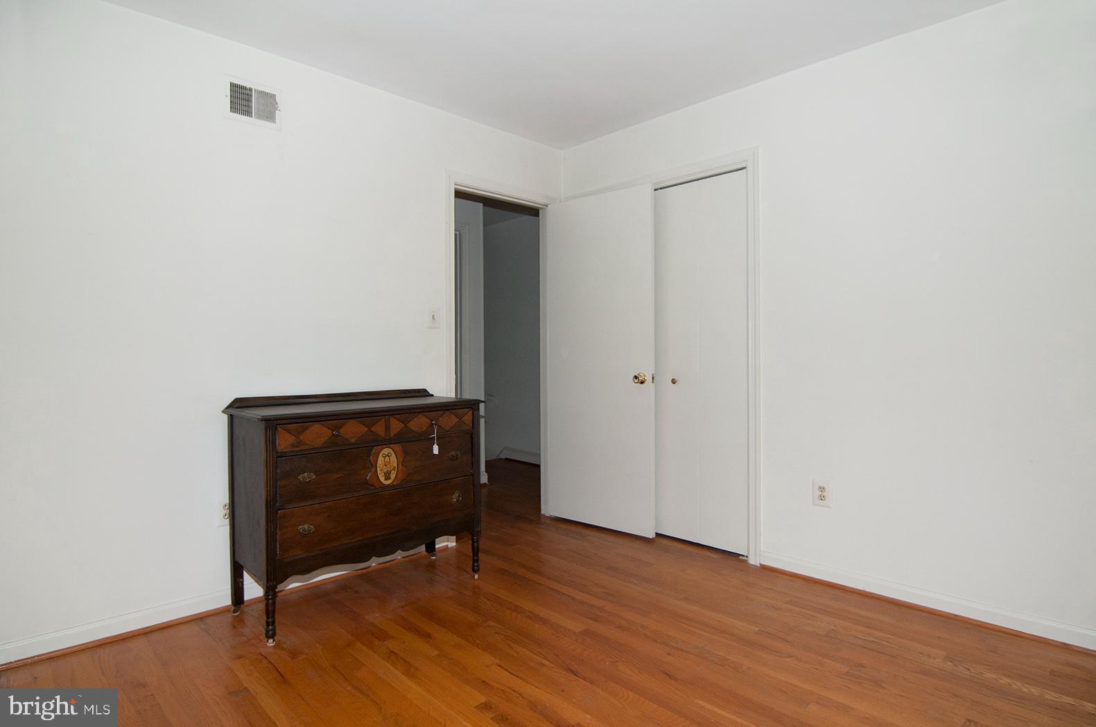 304 Summit Hall Road Gaithersburg, MD 20877 - Photo 22 of 27