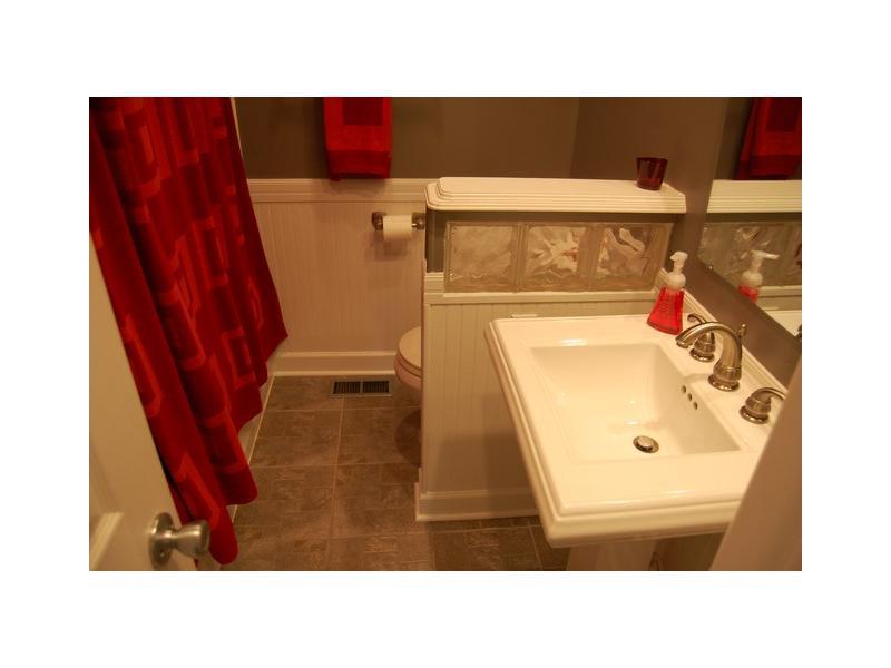 311 West Tile Street Pendleton, IN 46064 - Photo 11 of 14