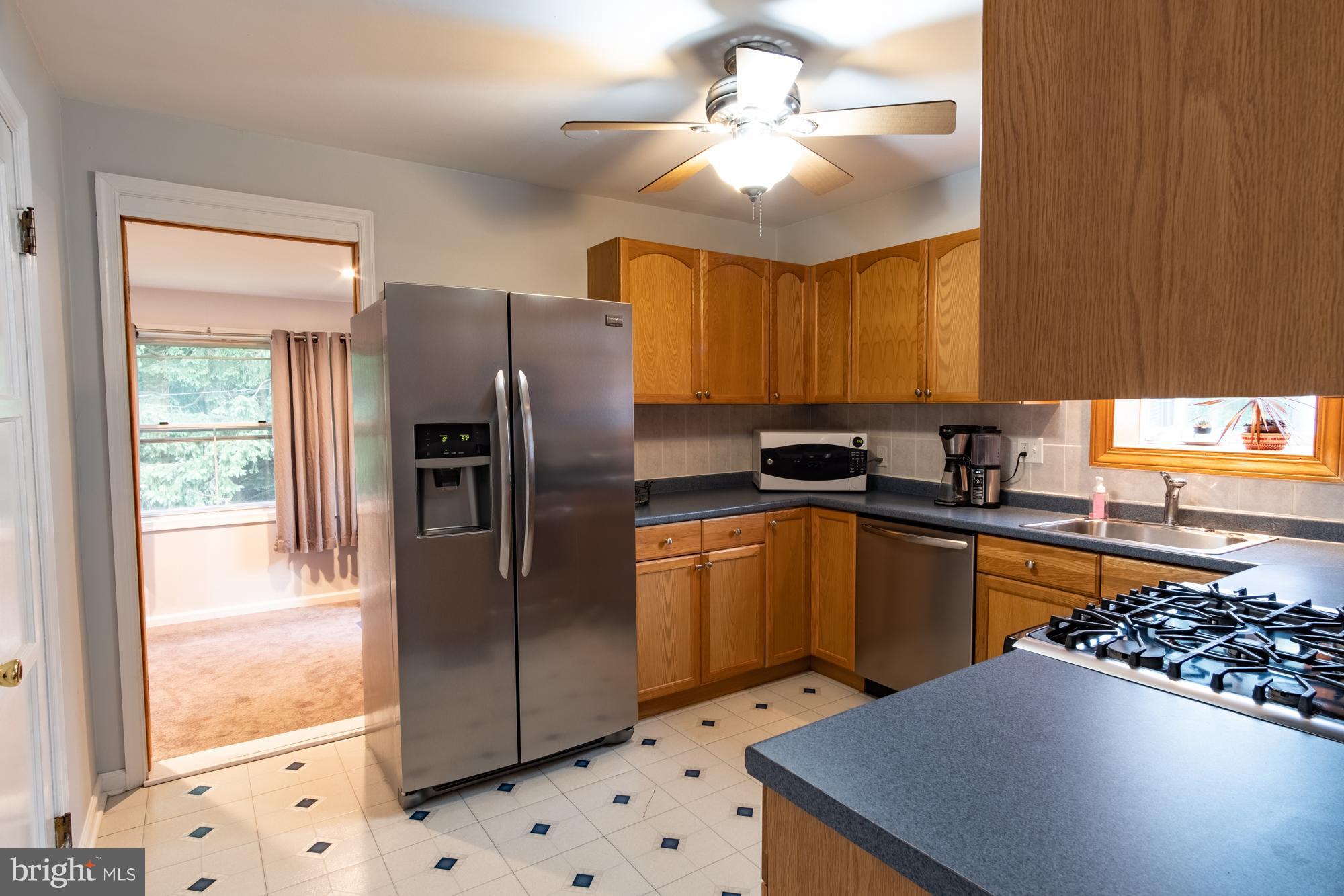 3343 Garnet Road Baltimore, MD 21234 - Photo 9 of 30 Kitchen